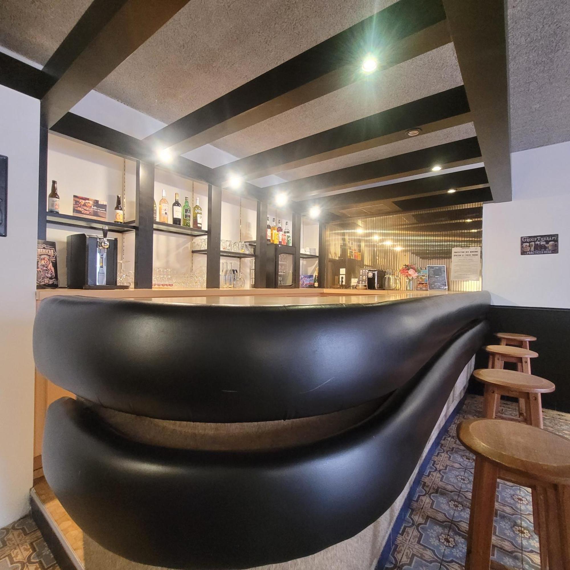 The Originals Access, Hotel Figeac Bagian luar foto